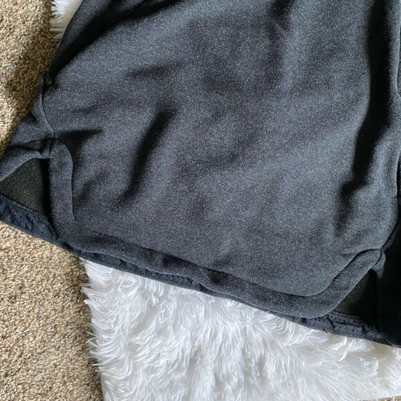 SHAPE Activewear Athletic Long Sleeve Sweatshirt Top Gray Size Large - Picture 6 of 8